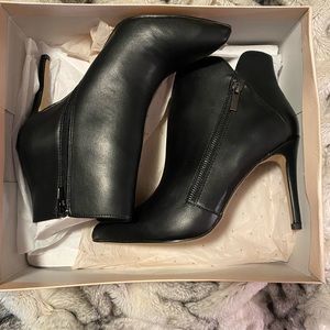 BCBGeneration Women's Huston Bootie, 9M